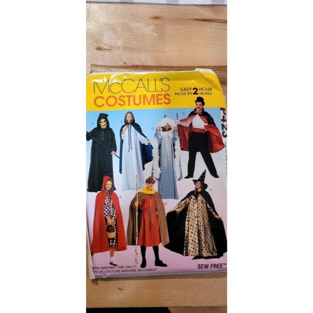 McCall's Costumes Sewing Pattern P423 Sew Free Capes/Hats